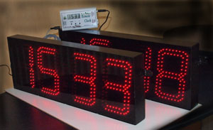 LED synchro clocks with remote clock